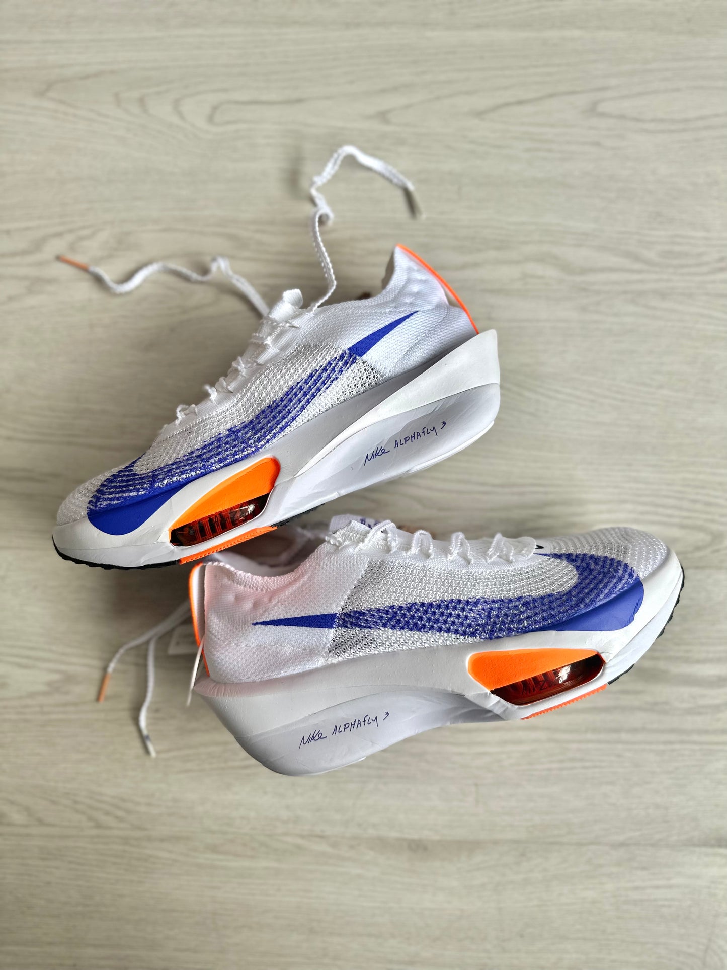 NIKE AIR ZOOM ALPHAFLY | BLANCA