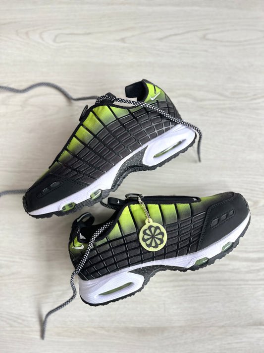 NIKE SUNDER | NEGRA VERDE